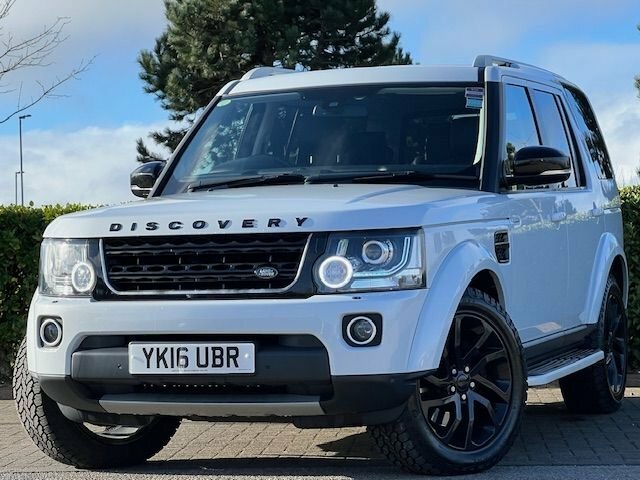 Compare Land Rover Discovery Estate YK16UBR White
