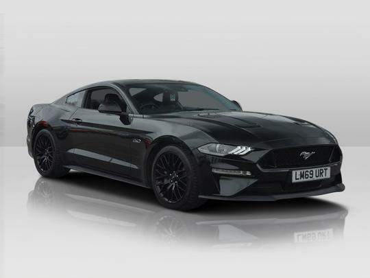 Compare Ford Mustang Gt Custom Pack 2 5.0 V8 450Ps Fastback LM69URT Black