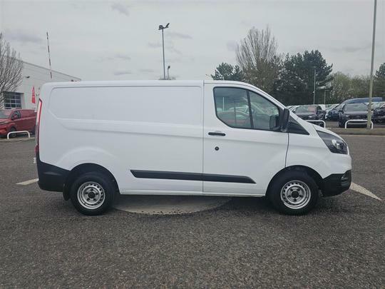 Compare Ford Transit Custom 280 L1 H1 Leader 2.0 Ecoblue 105Ps Eu6 With Air Co FV20GZD White