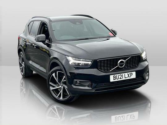 Compare Volvo XC40 1.5H T5 Twin Engine Recharge 10.7Kwh R-design Pro BU21LXP Black