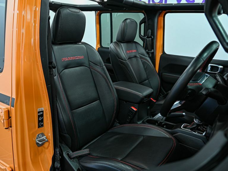 Compare Jeep Wrangler 2.0 Gme Rubicon FP21NYM Orange