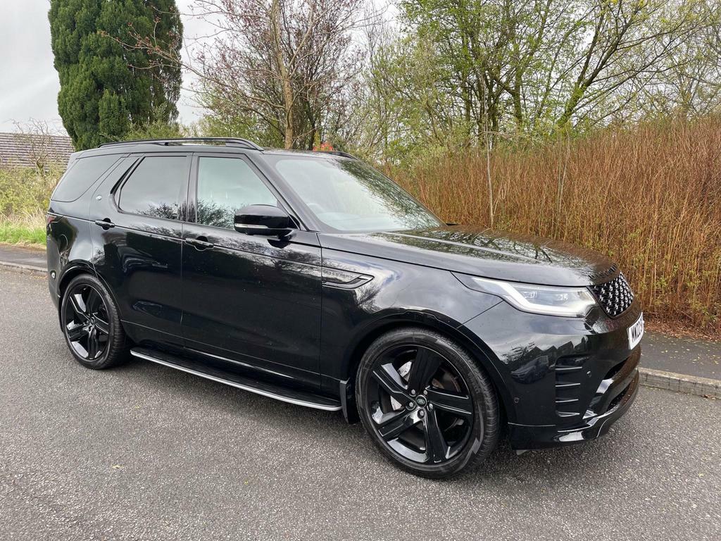 Compare Land Rover Discovery 3.0 D300 Mhev R-dynamic Se Lcv 4Wd Euro 6 S MW22SVT Black