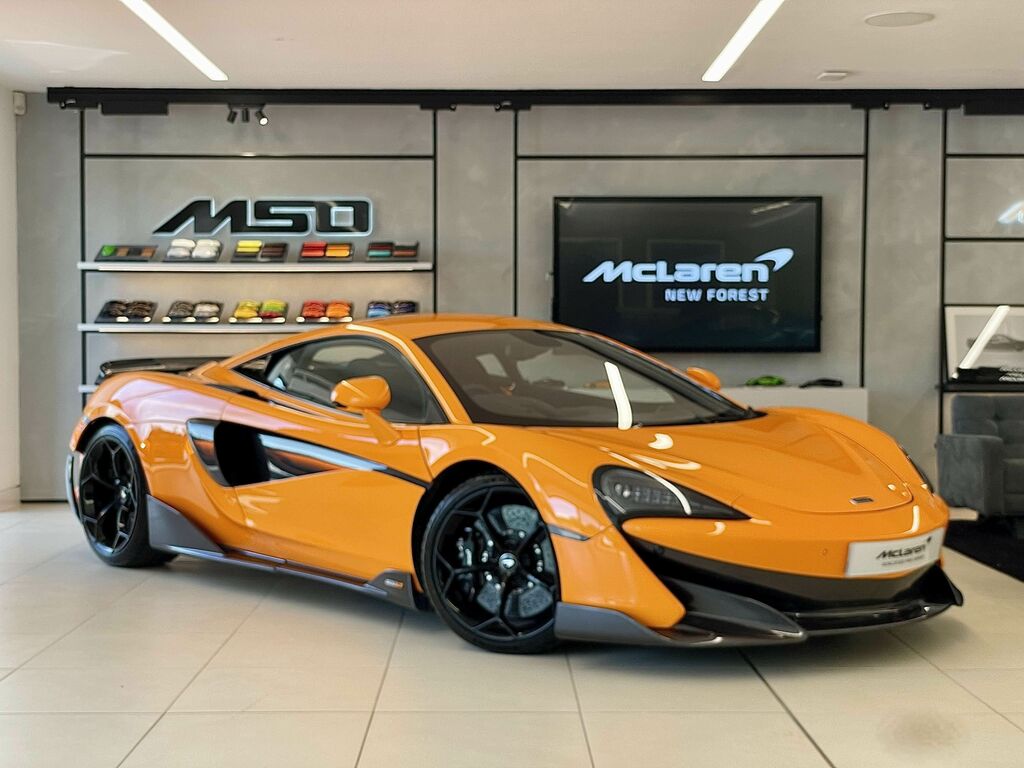 Compare McLaren 600LT V8 Ssg SF68OWE 