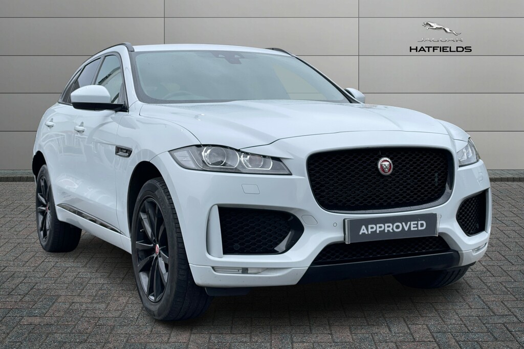 Compare Jaguar F-Pace Chequered Flag Awd OY70ZPG White