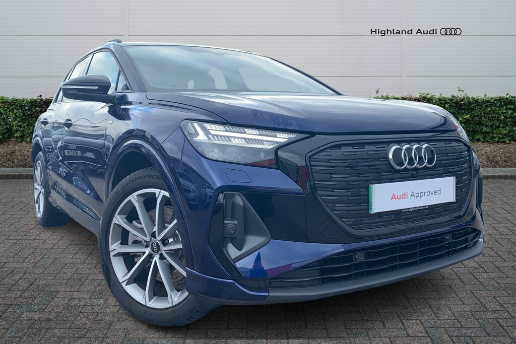 Compare Audi Q4 E Tron Edition 1 50 Quattro 220,00 Kw SY73LDD Blue