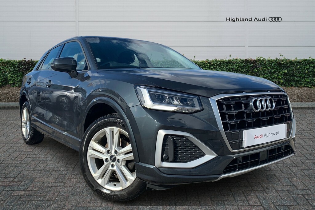 Compare Audi Q2 Sport 35 Tfsi 150 Ps S Tronic SY21ZKG Grey