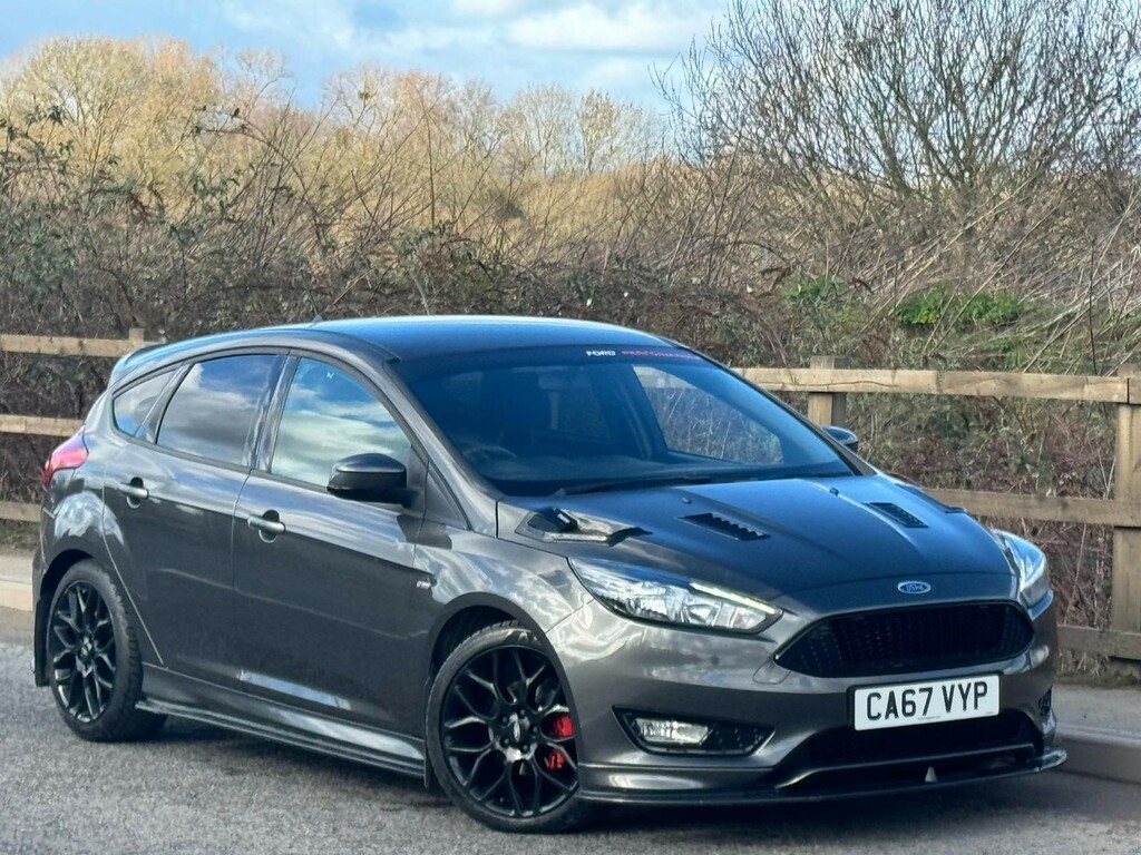 Compare Ford Focus St-line CA67VYP Grey