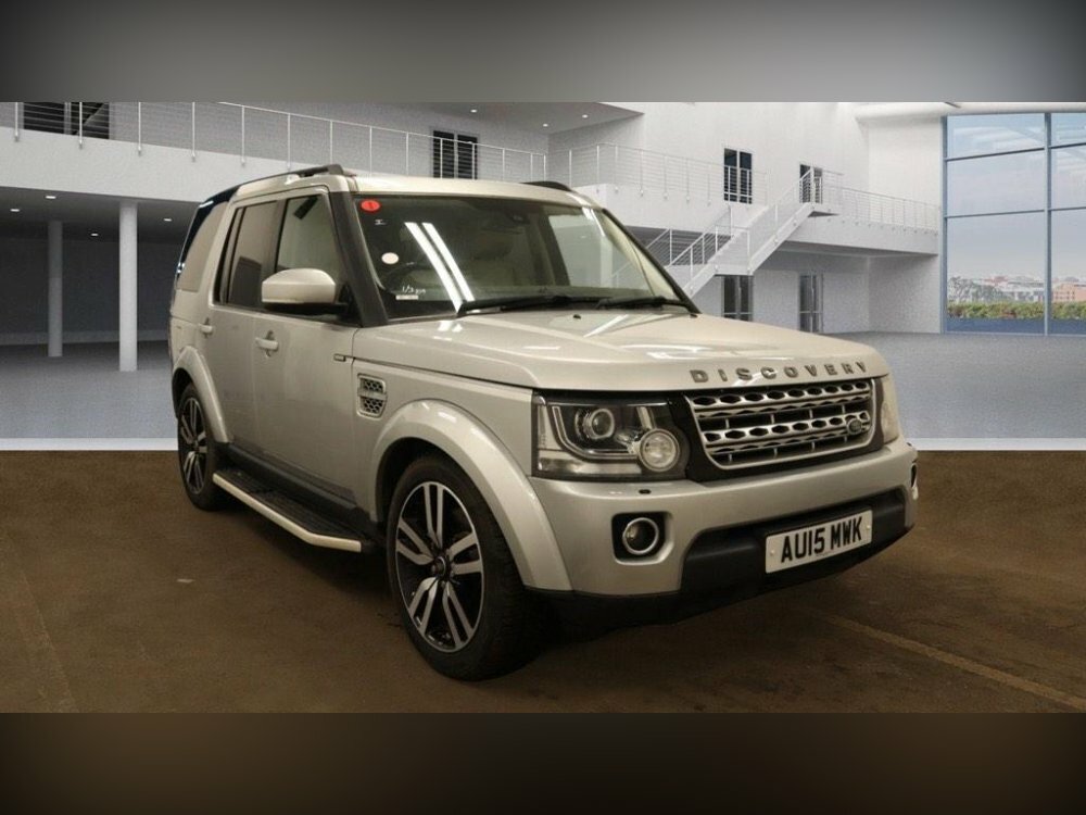Compare Land Rover Discovery 4 Hse Luxury AU15MWK Silver