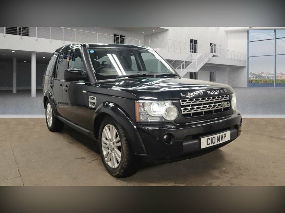 Compare Land Rover Discovery 4 3.0 Td V6 Hse 4Wd Euro 4 C10MVP Black