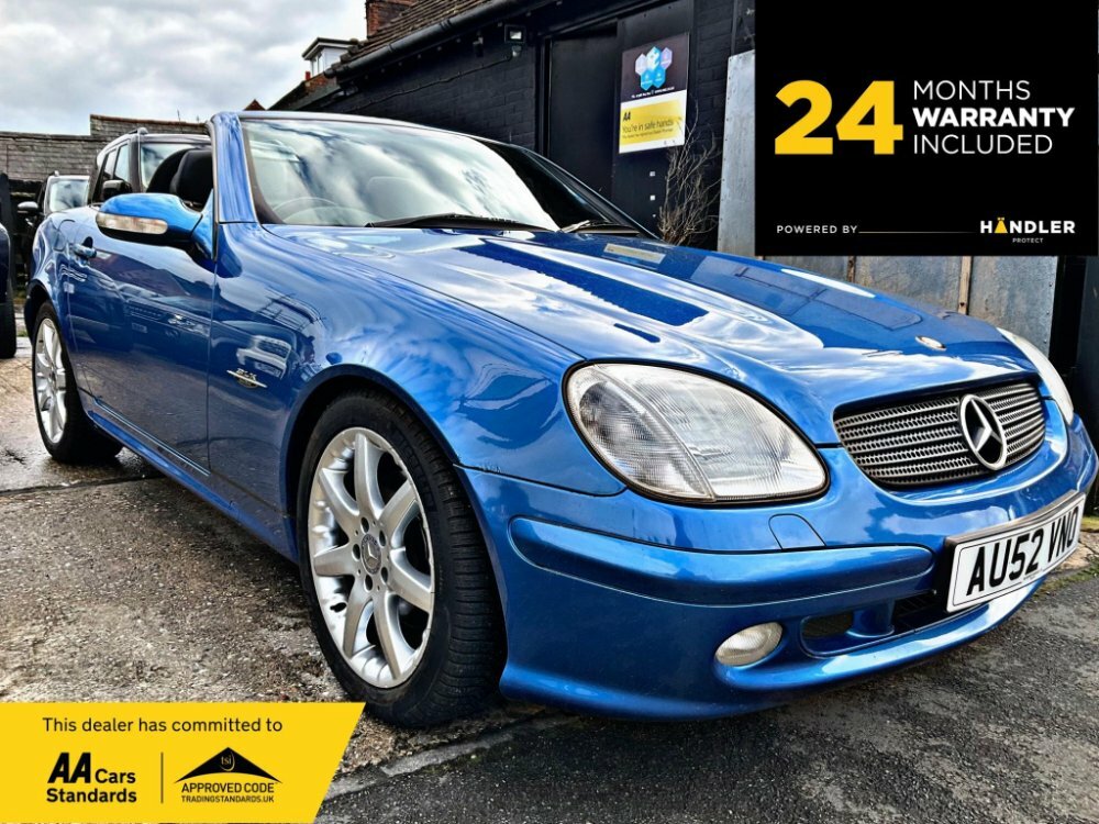 Compare Mercedes-Benz SLK 3.2 Slk320 Special Edition AU52VNO Blue