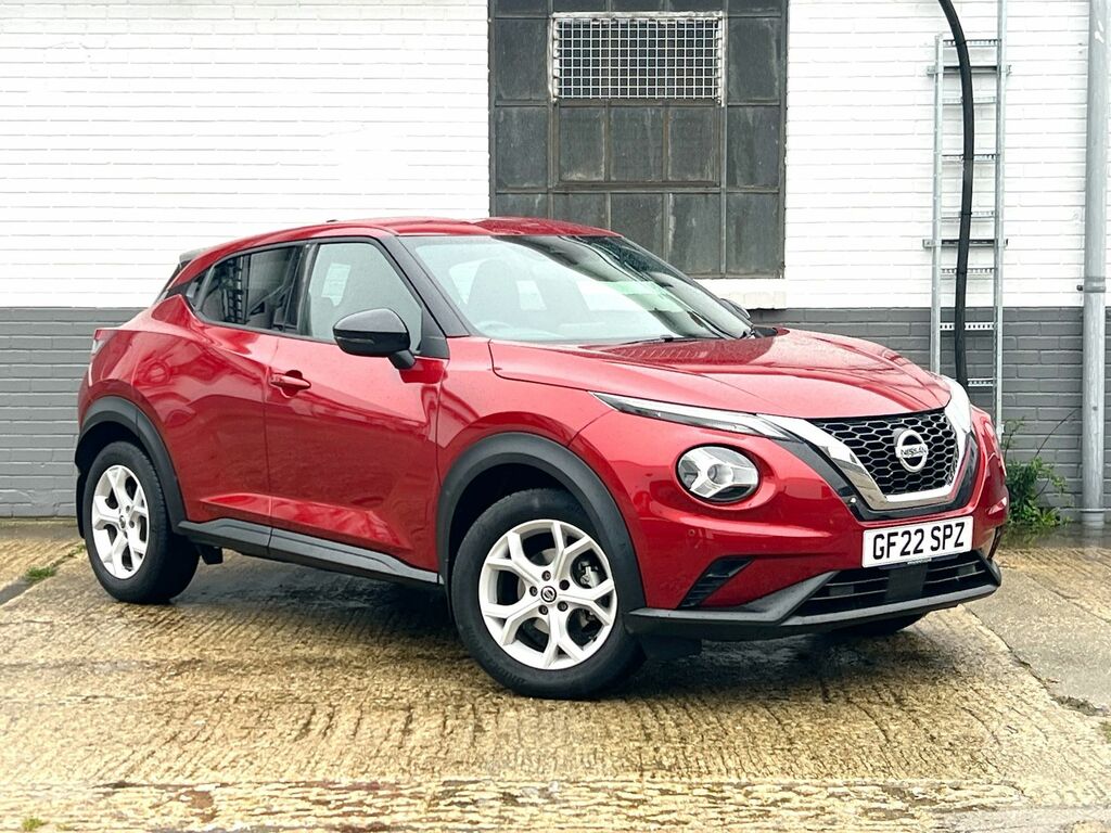 Compare Nissan Juke 1.0 Dig-t 114 N-connecta GF22SPZ Red