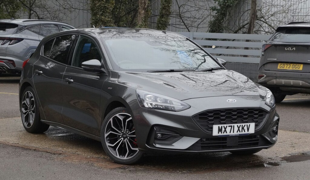 Compare Ford Focus 1.0 Ecoboost Hybrid Mhev 155 St-line X Edition MX71XKV Grey