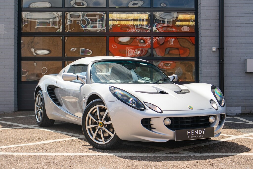 Compare Lotus Elise Elise 111R Touring HF04GPX Silver