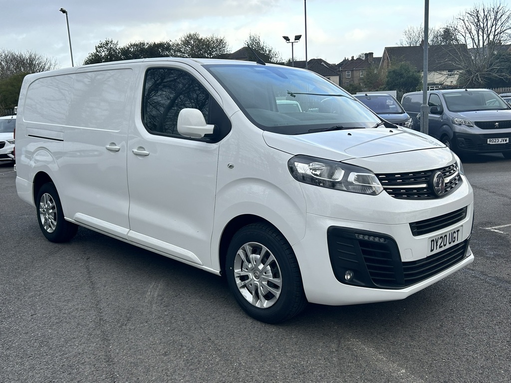 Compare Vauxhall Vivaro 2900 1.5D 100Ps Sportive H1 Van DY20UGT White