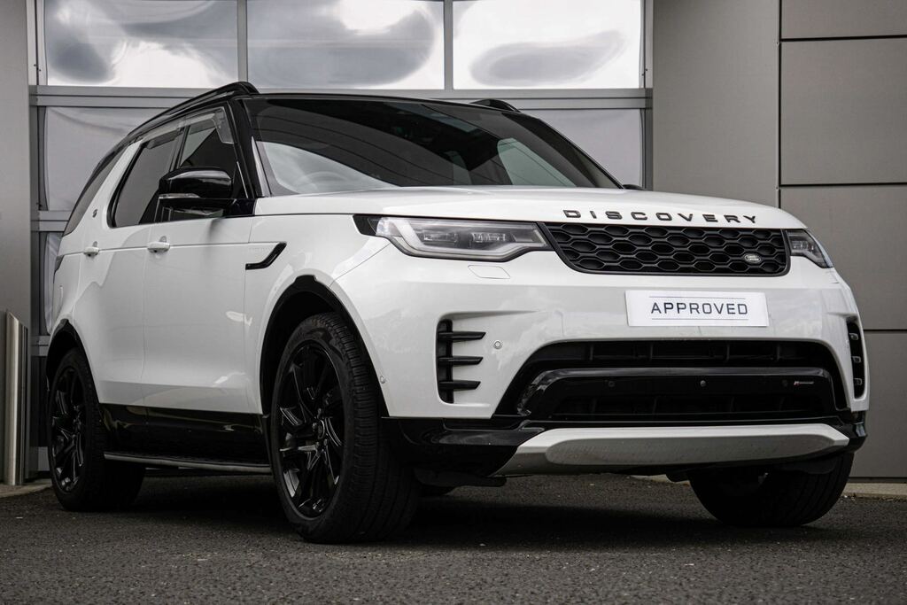 Compare Land Rover Discovery Discovery R-dynamic Se D Mhev VO22EPE White