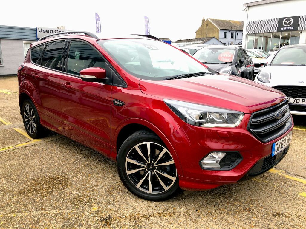 Ford Kuga 2.0 Tdci St-line 2Wd Red #1