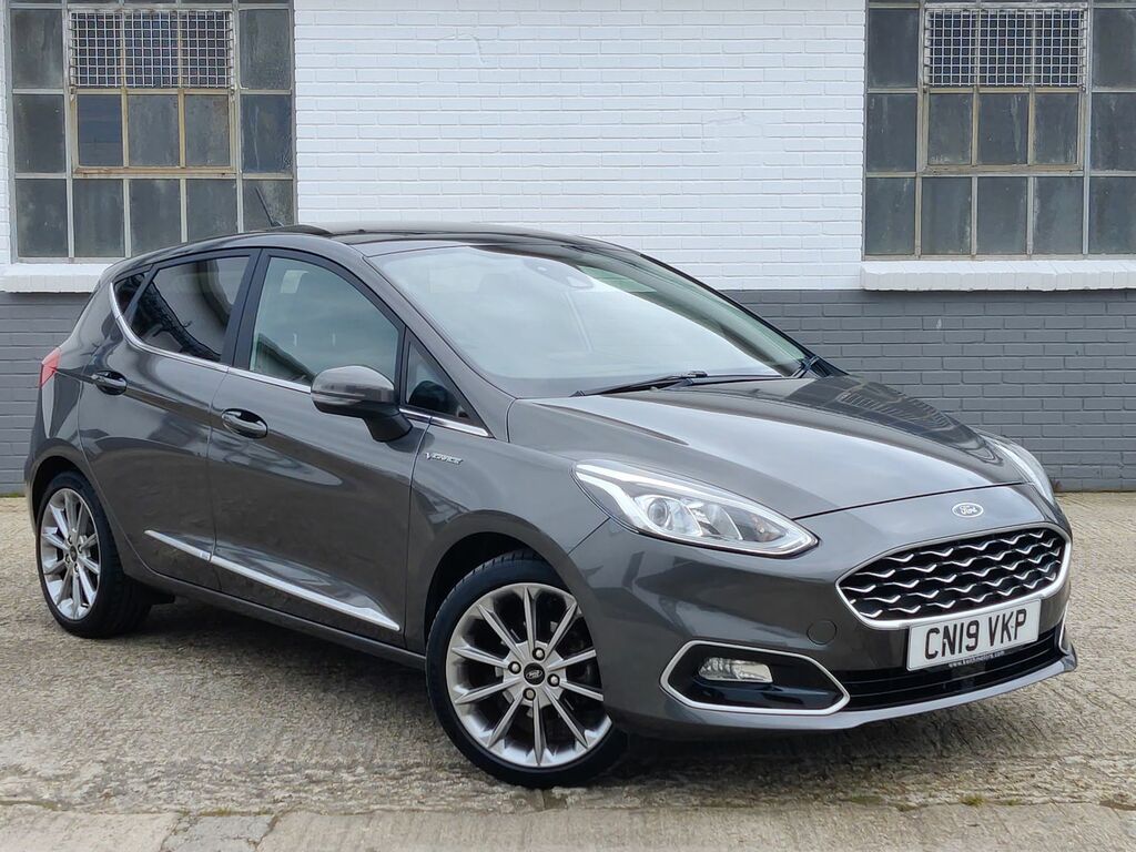 Compare Ford Fiesta 1.0 Ecoboost CN19VKP Silver