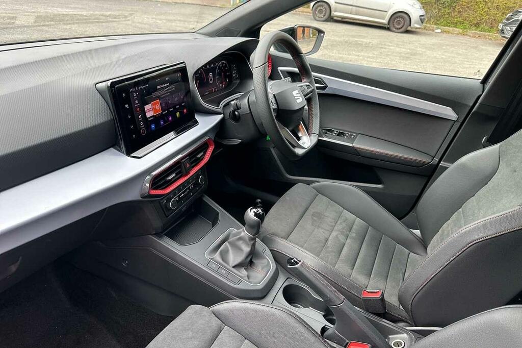 Compare Seat Ibiza 1.0 Mpi 80Ps Fr Sport 5-Door VE73CFL Grey