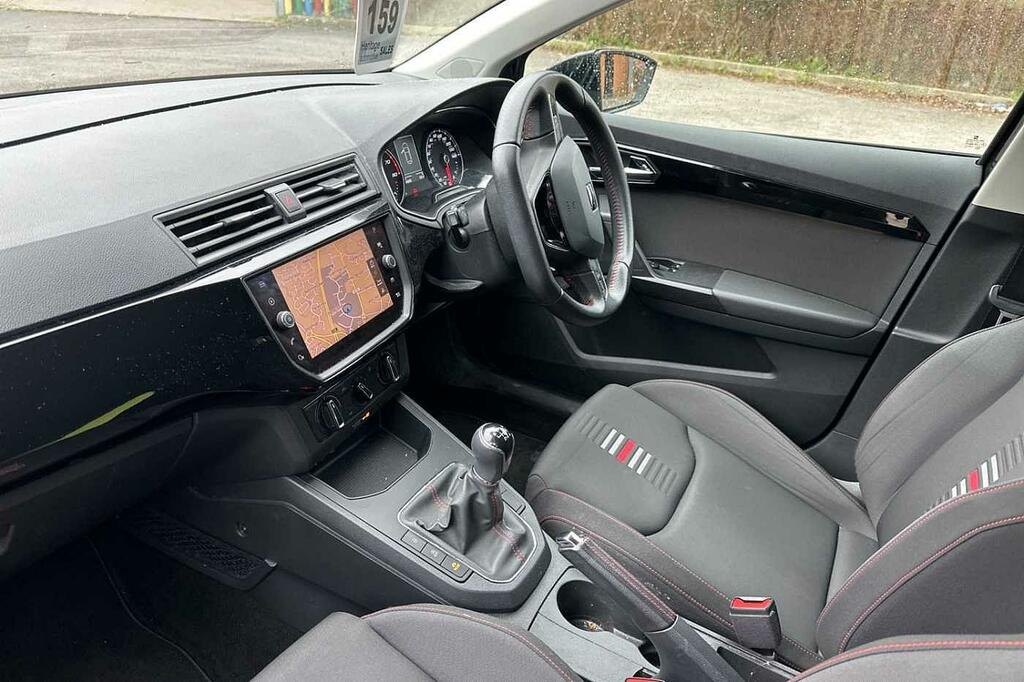 Compare Seat Ibiza 1.0 Tsi 115Ps Fr Ss 5-Door VU18HRA Black