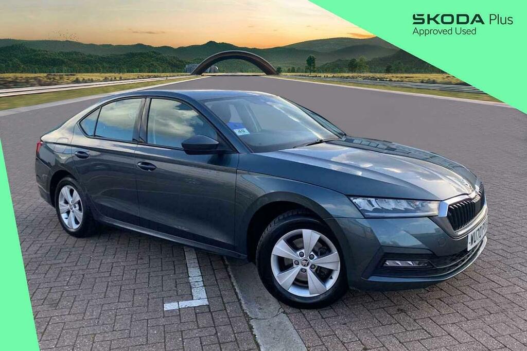 Compare Skoda Octavia Hatchback 1.5 Tsi Se First Ed Act 150Ps WU70PYA Grey