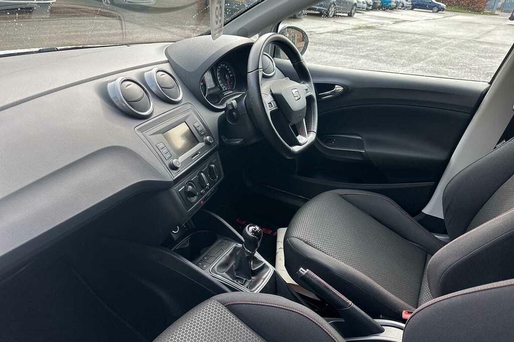 Compare Seat Ibiza 1.2 Tsi 110Ps Fr 5-Door WX16OAS White