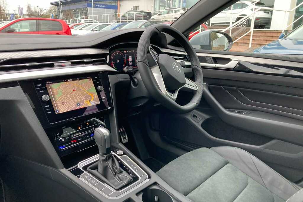 Compare Volkswagen Arteon R-line 2.0 Tsi 190Ps 7-Speed Dsg Leather WX24ZXP Grey