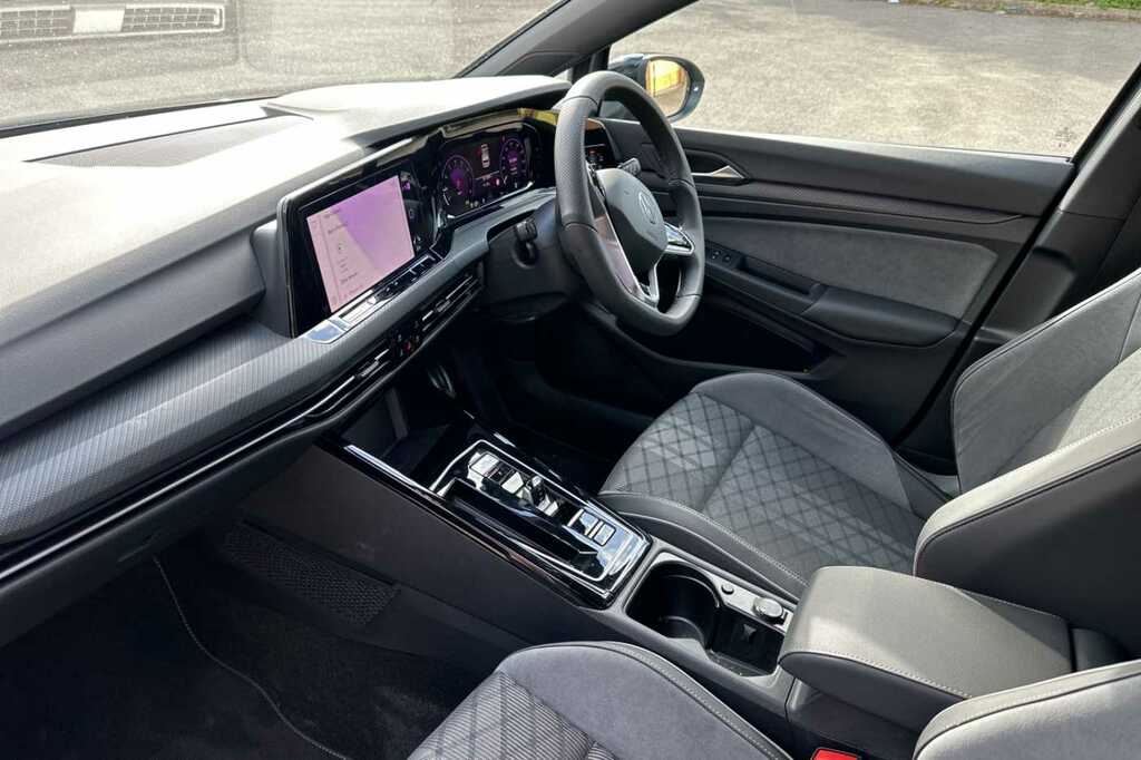 Compare Volkswagen Golf Mk8 Hatch 1.5 Etsi 150Ps Black Ed Evo Dsg VU24AVX Grey