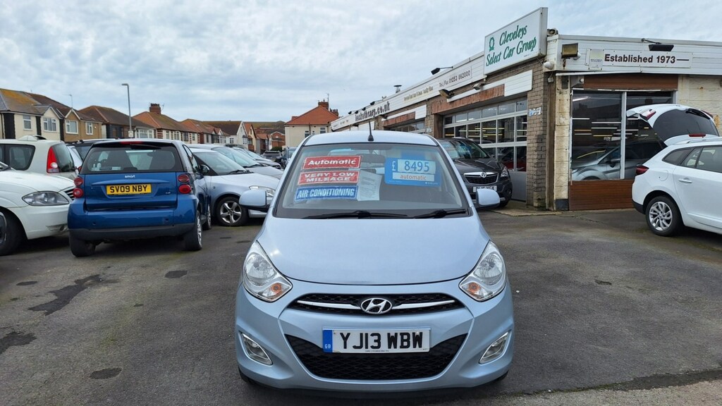 Compare Hyundai I10 1.2 Active 5-Door From 7,695 Retail Pa YJ13WBW Silver