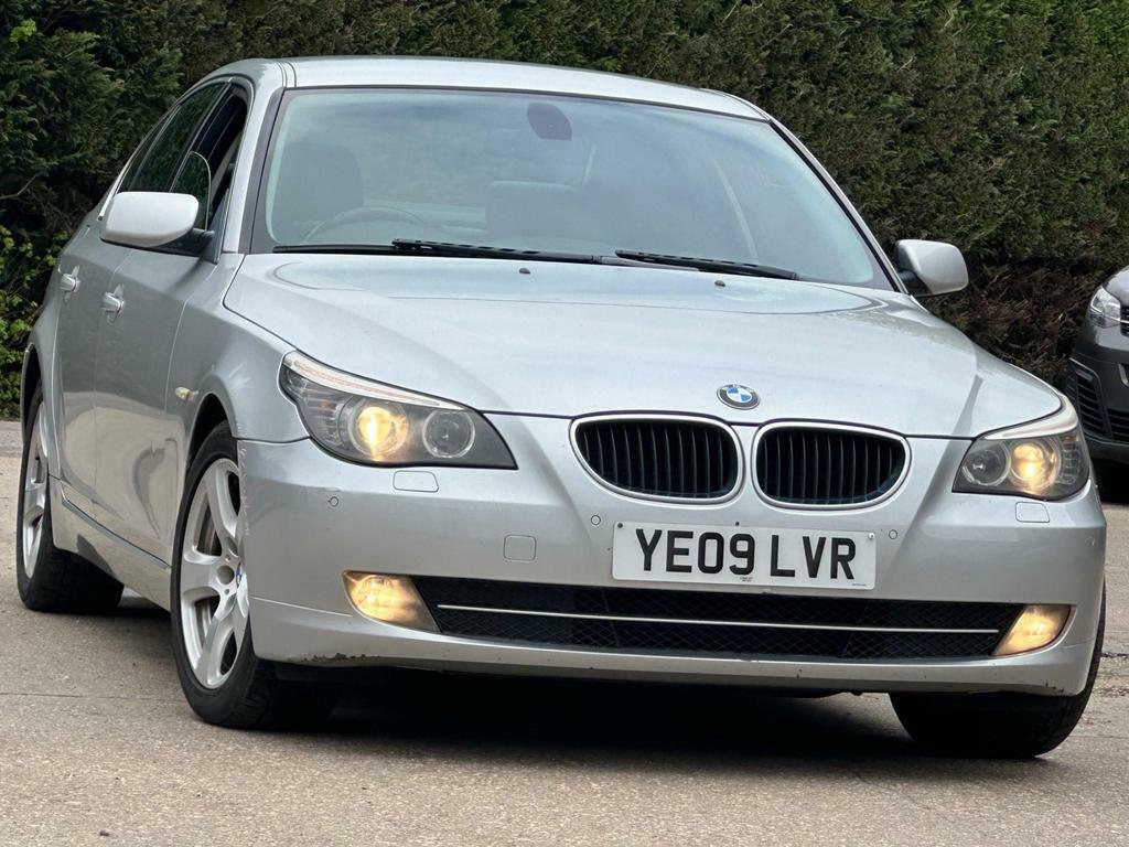 Compare BMW 5 Series 2.0 520D Se Business Edition Euro 4 YE09LVR Silver