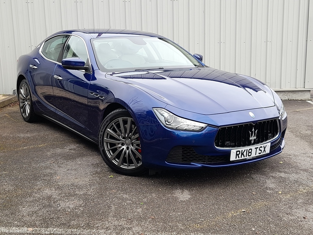 Compare Maserati Ghibli D V6 RK18TSX Blue