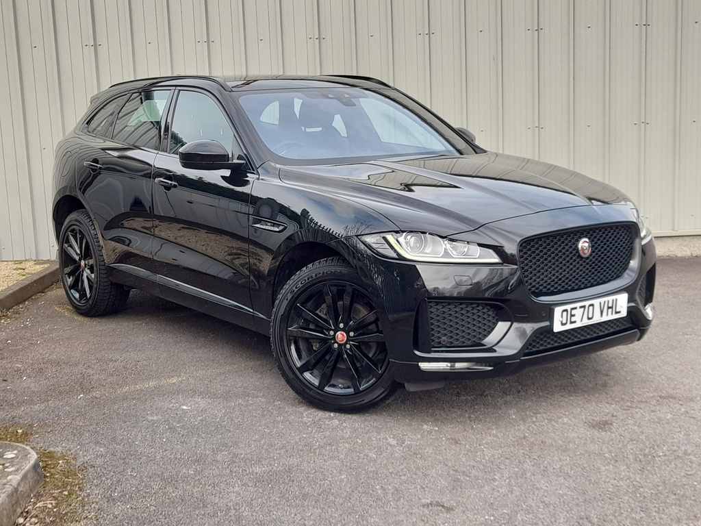 Compare Jaguar F-Pace D180 Chequered Flag OE70VHL Black