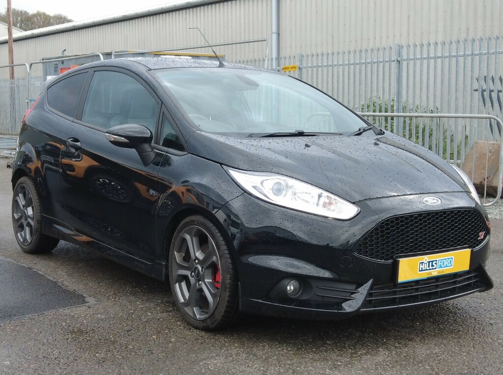 Compare Ford Fiesta St-3 1.6L Sports Performance - Heated Seats WP17ABZ Black