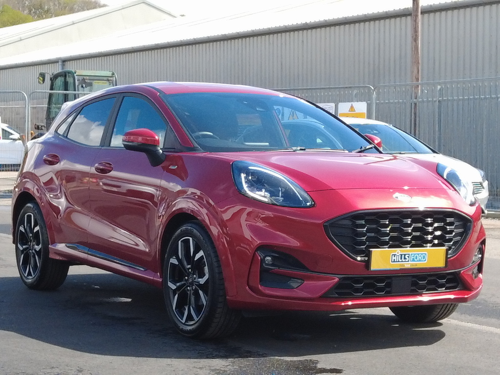 Compare Ford Puma St-line X WP70UCR Red
