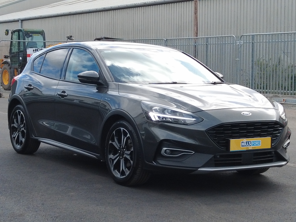 Compare Ford Focus X Edition Mhev 1.0L Ecoboost Winter Pack - Panora VN21XMP Grey