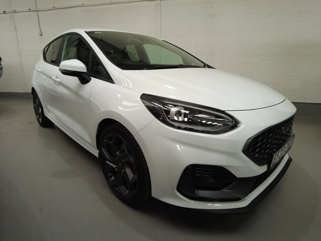 Ford Fiesta St-3 1.5L 200Ps Lauch Control - White #1