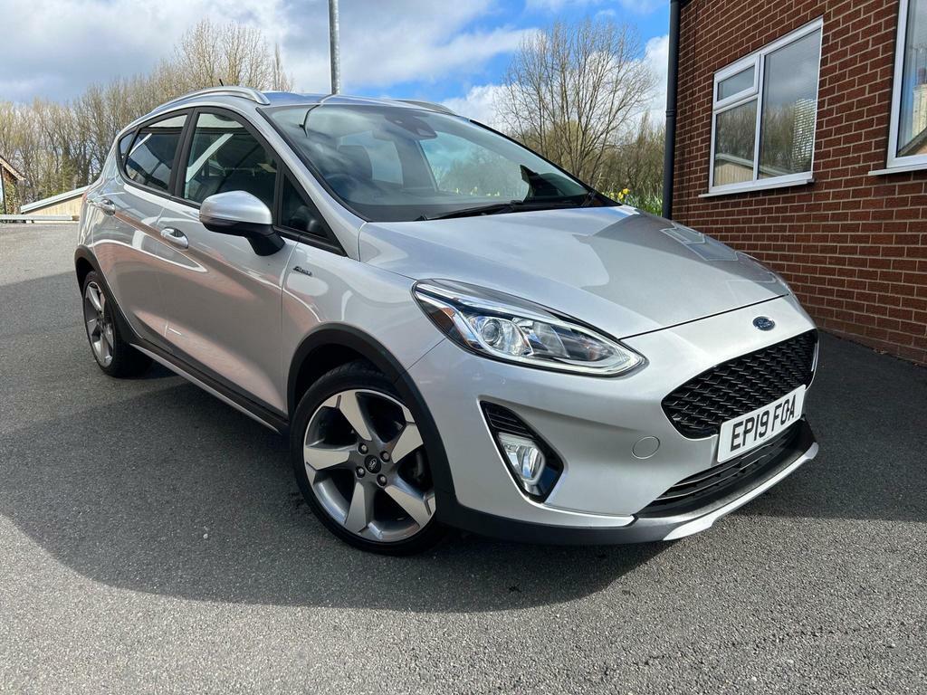 Ford Fiesta 1.0T Ecoboost Active X Euro 6 Ss Silver #1