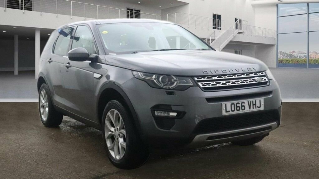 Compare Land Rover Discovery 2.0 Td4 Hse 180 Bhp LO66VHJ Grey