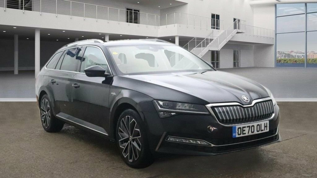Compare Skoda Superb 1.4 Laurin And Klement IV Dsg 215 Bhp OE70OLH Black
