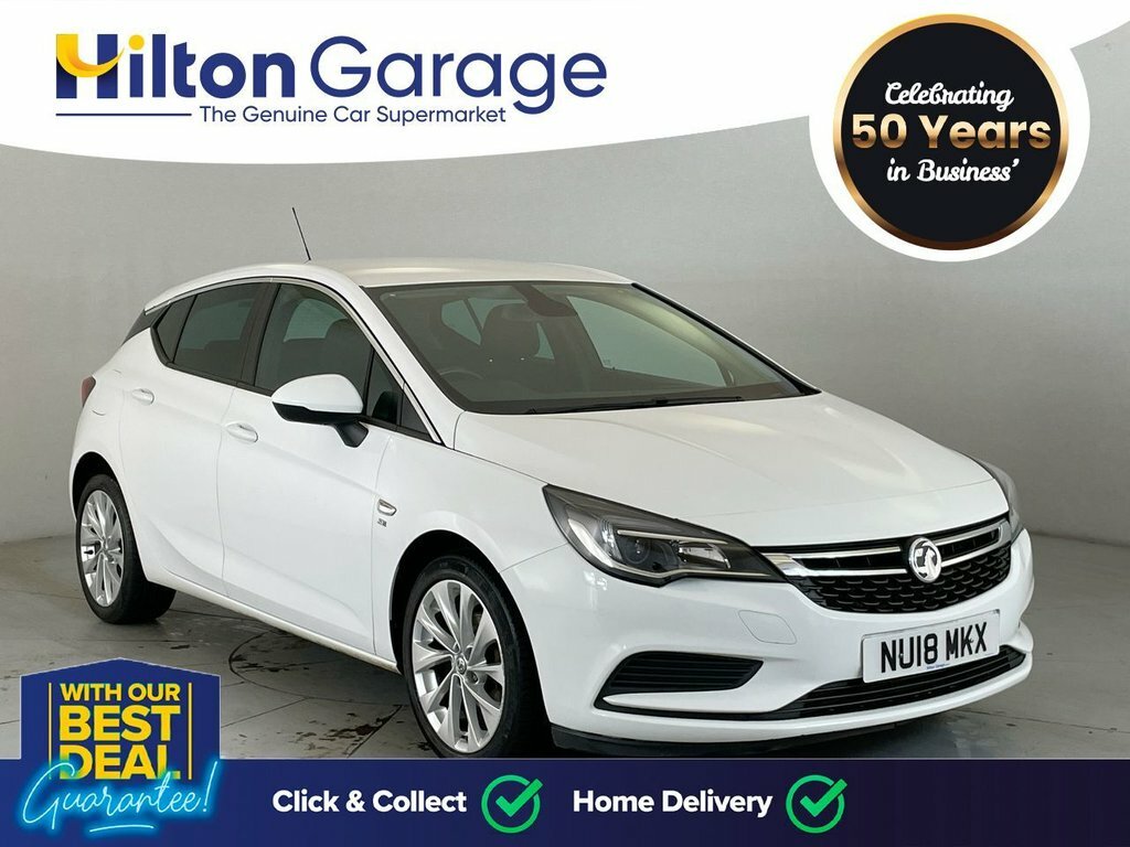 Compare Vauxhall Astra Astra Se T NU18MKX White