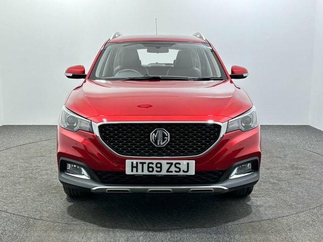Compare MG ZS 1.0L Exclusive 110 Bhp HT69ZSJ Red