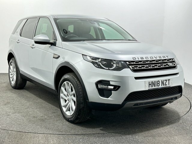 Compare Land Rover Discovery 2.0L Td4 Se Tech 180 Bhp HN18NZT Silver