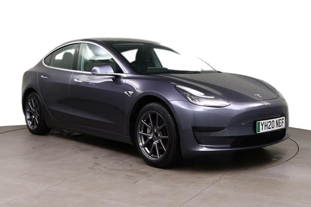 Compare Tesla Model 3 Standard Plus YH20NEF Grey