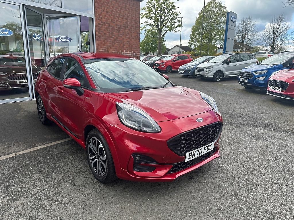 Compare Ford Puma St-line 1.0L Ecoboost Hybrid Mhev 125Ps F BW70FDC Red