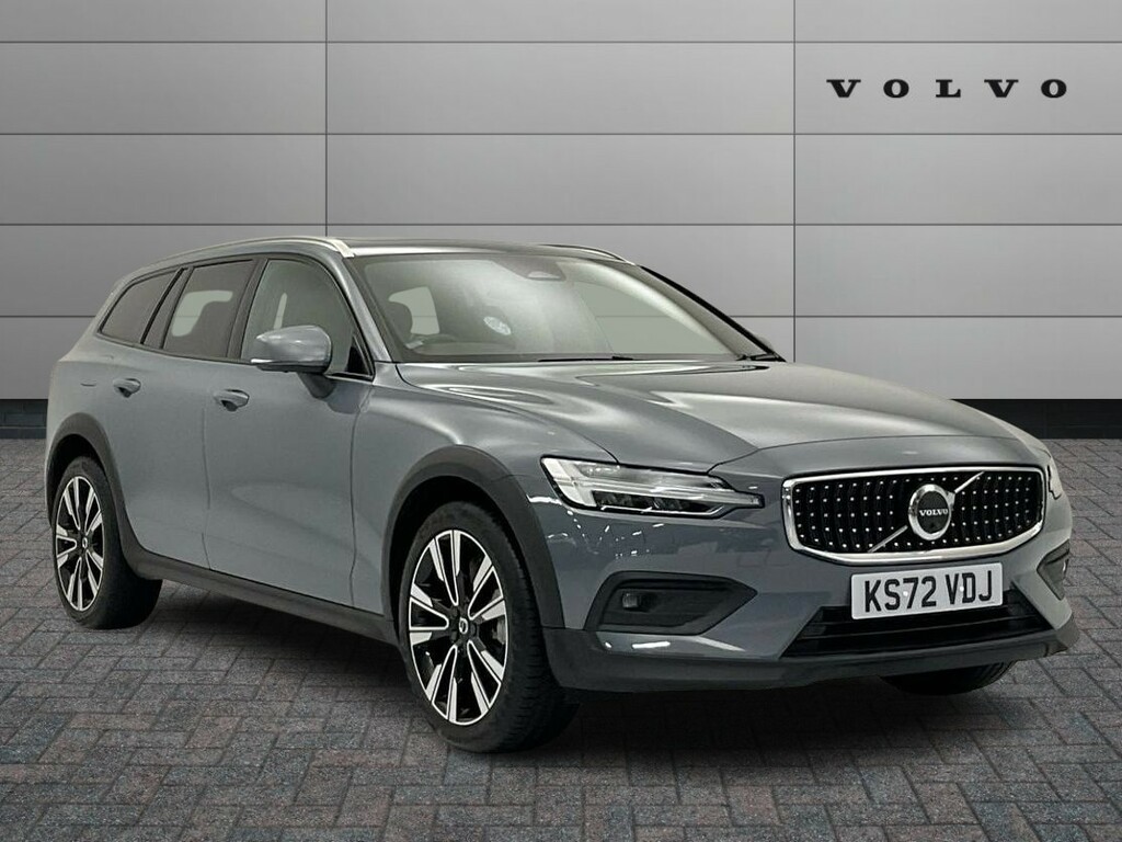 Compare Volvo V60 Cross Country 2.0 B5p Cross Country Ultimate Awd KS72VDJ Grey