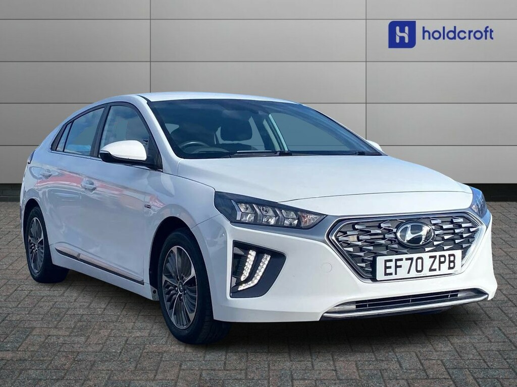 Compare Hyundai Ioniq 1.6 Gdi Plug-in Hybrid Premium Dct EF70ZPB White