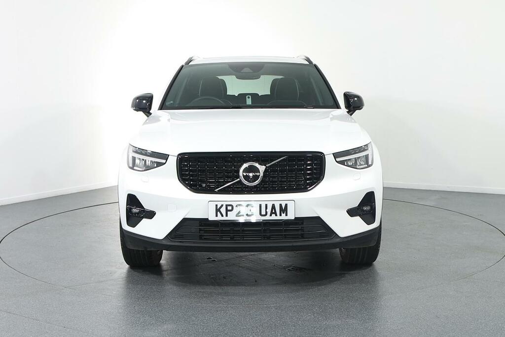 Compare Volvo XC40 Recharge Ultimate, T5 Plug-in KP23UAM 