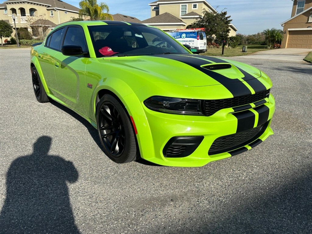 Compare Dodge Charger 6.4 Hemi V8 Scat Pack  Green