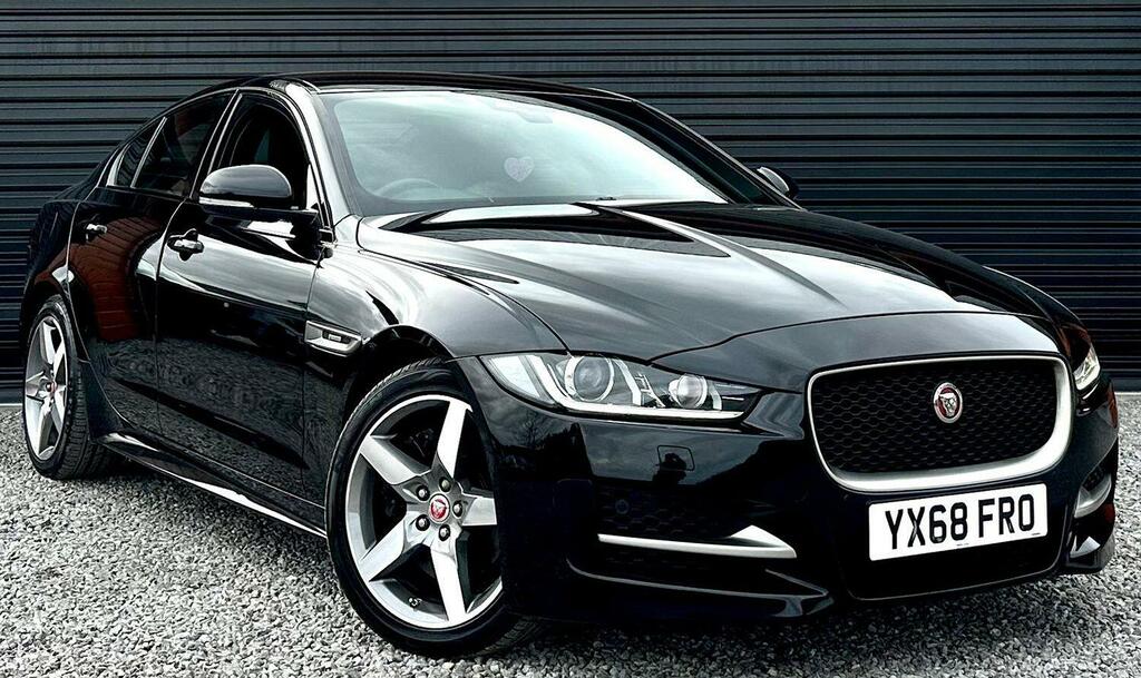 Compare Jaguar XE Saloon 2.0 YX68FRO Black