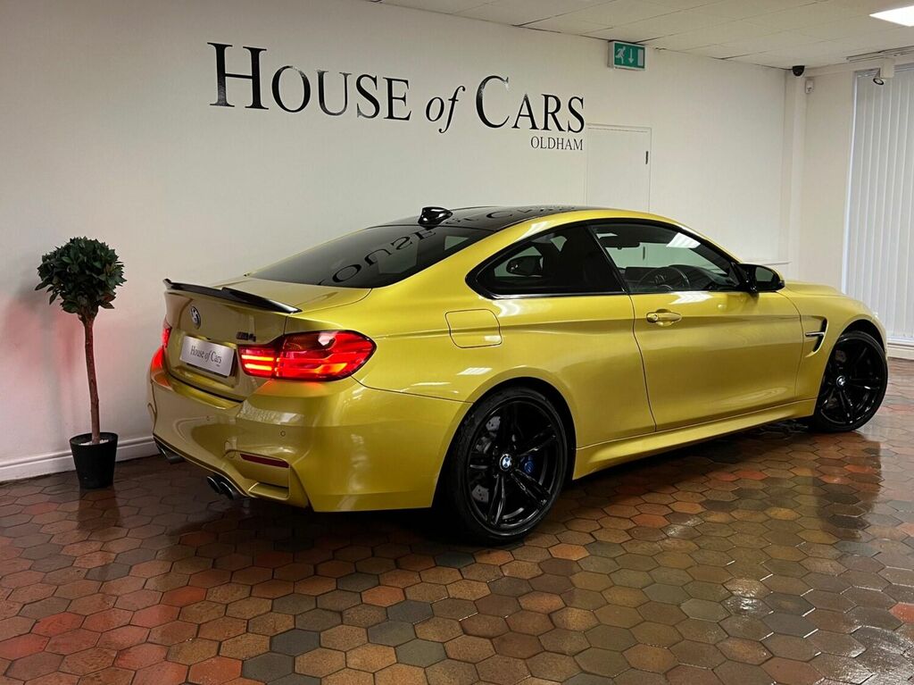 Compare BMW M4 Coupe 3.0 SO65HEV Yellow