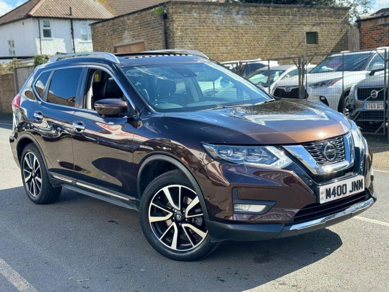 Compare Nissan X-Trail 1.3 Dig-t Tekna Dct Euro 6 Ss M400JNM Beige